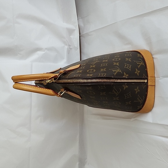 Authentic LOUIS VUITTON LV Monogram Canvas ALMA PM - Picture 4 of 17